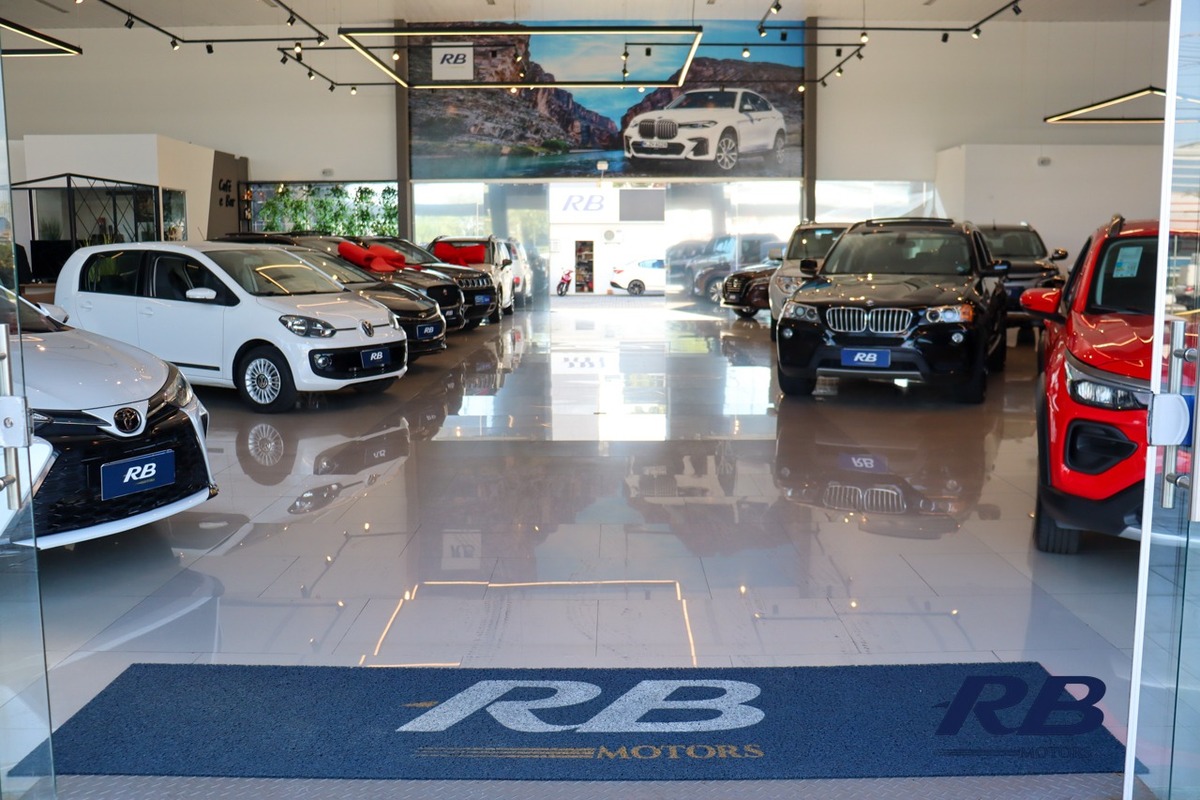 Como escolher meu primeiro carro? Blog RB Motors